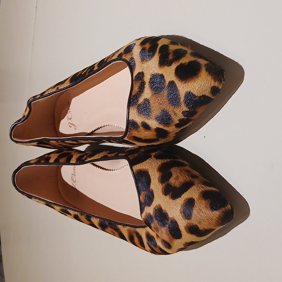 J. Crew Leopard Pattern Flats Size 8.5 with bonus leopard-print wristlet - Picture 6 of 12